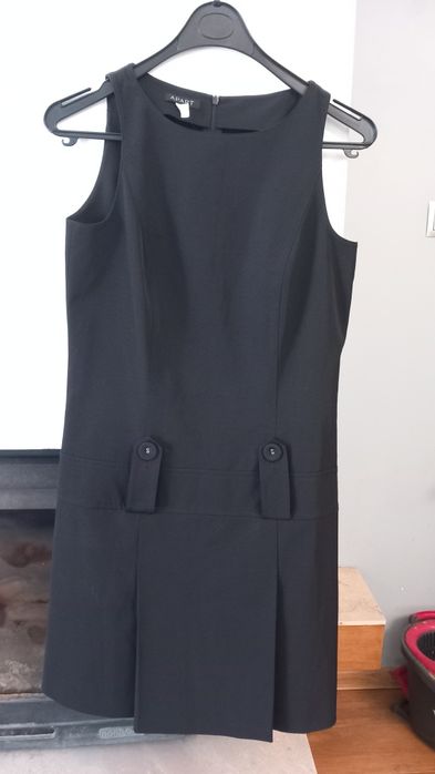 Sukienka Apart czarna na wesele, do szkoły