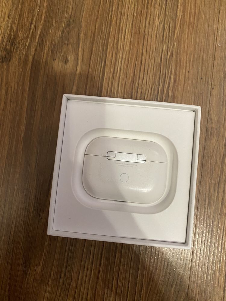 Oryginalne AirPods pro