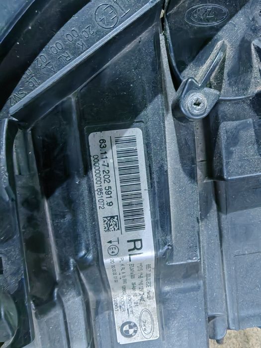 Farol esquerdo Lci bmw E90/E91 bi-xenon