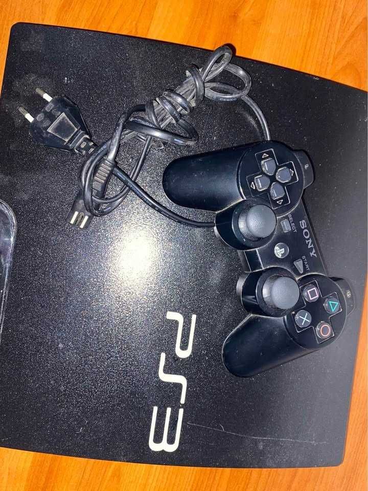 Playstation3  Inclui comando+ 6 jogos