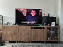 Movel tv besta composto por 2 modulos