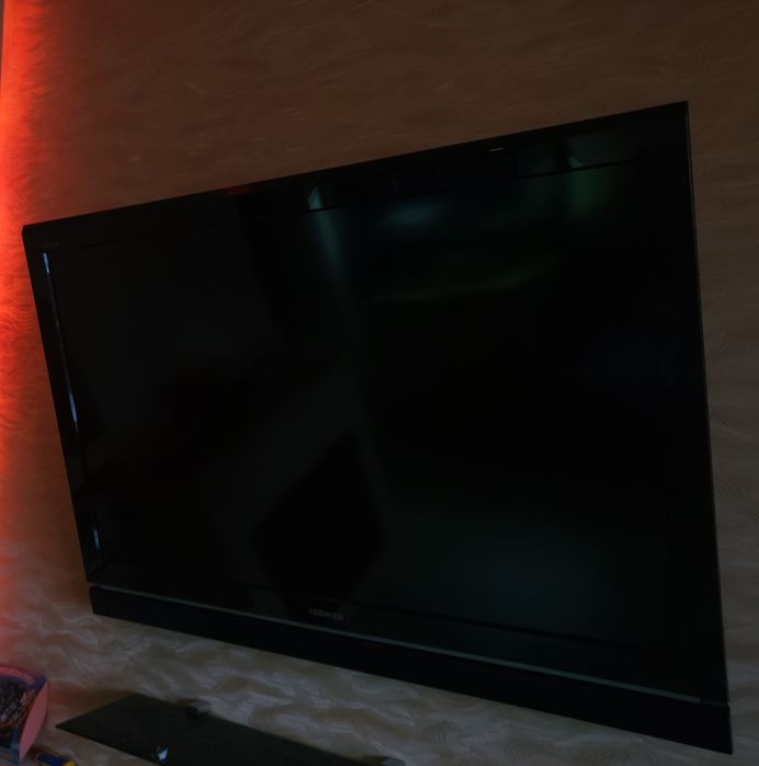 Телевізор Toshiba 32RL833