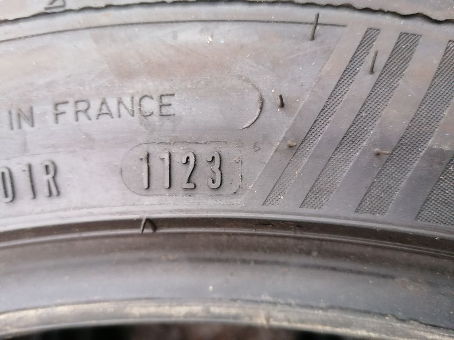 225/45/17 Dunlop 2023 rok wielosezonowe całoroczne