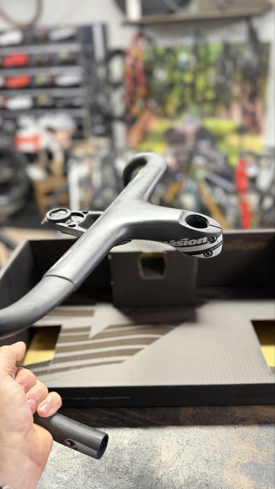 Guiador vision carbono 6d