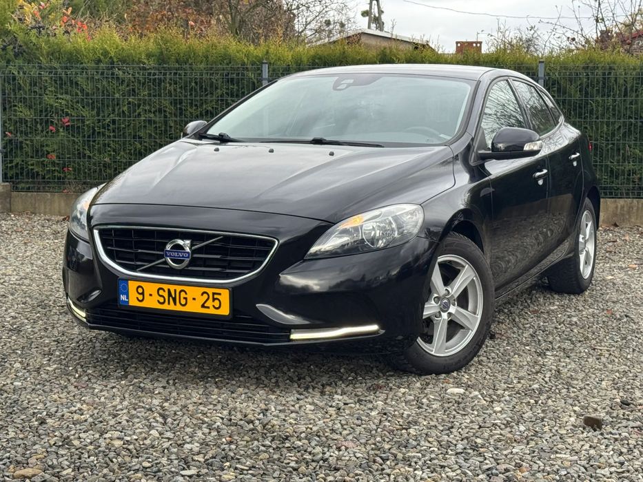 Volvo V40 1.6 D2 115KM Nawigacja Bezwypadkowy