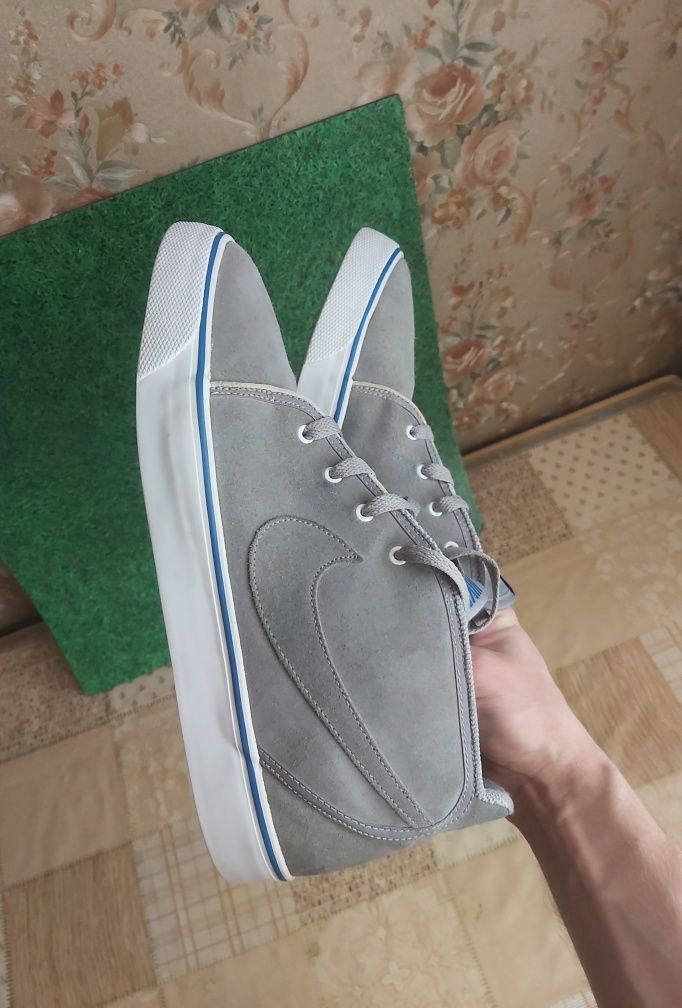 Кросівки снікери хайтопи замшеві Nike Toki Sb оригінал size 45/29см