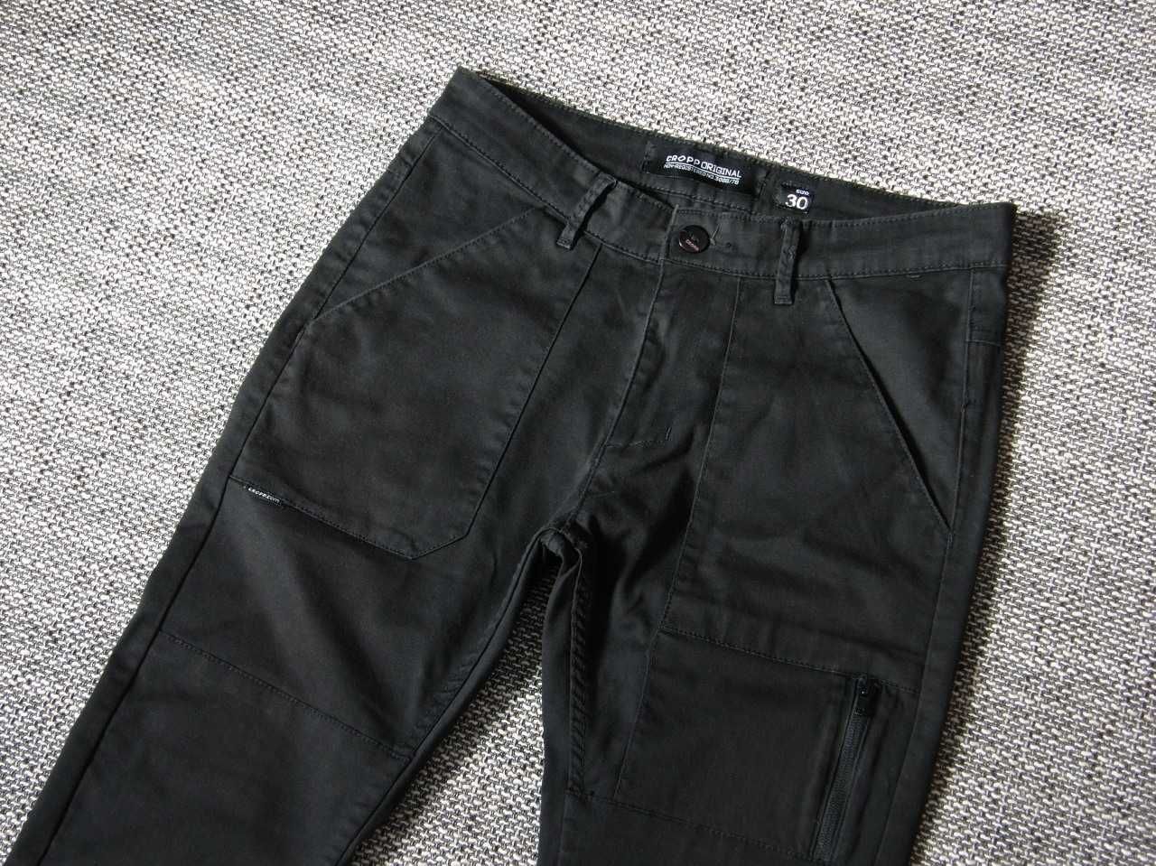 Spodnie Cropp rozmiar 30 slim streetwear workwear