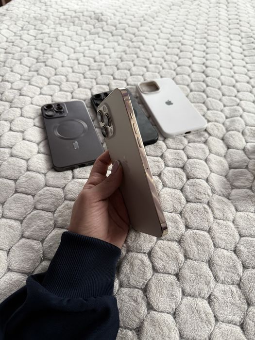 Продам iphone 13 pro max