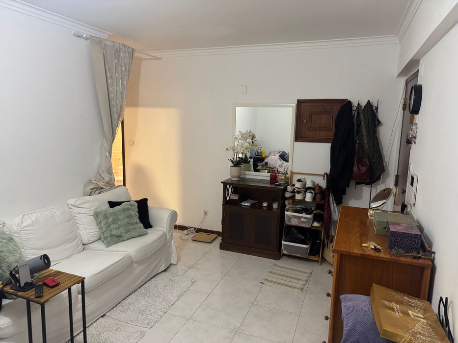 Apartamento T0 na Tapada das Mercês