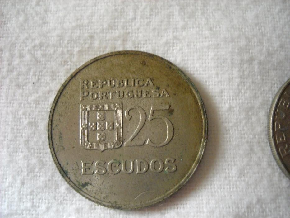 Colecção de MOEDAS muito ANTIGAS