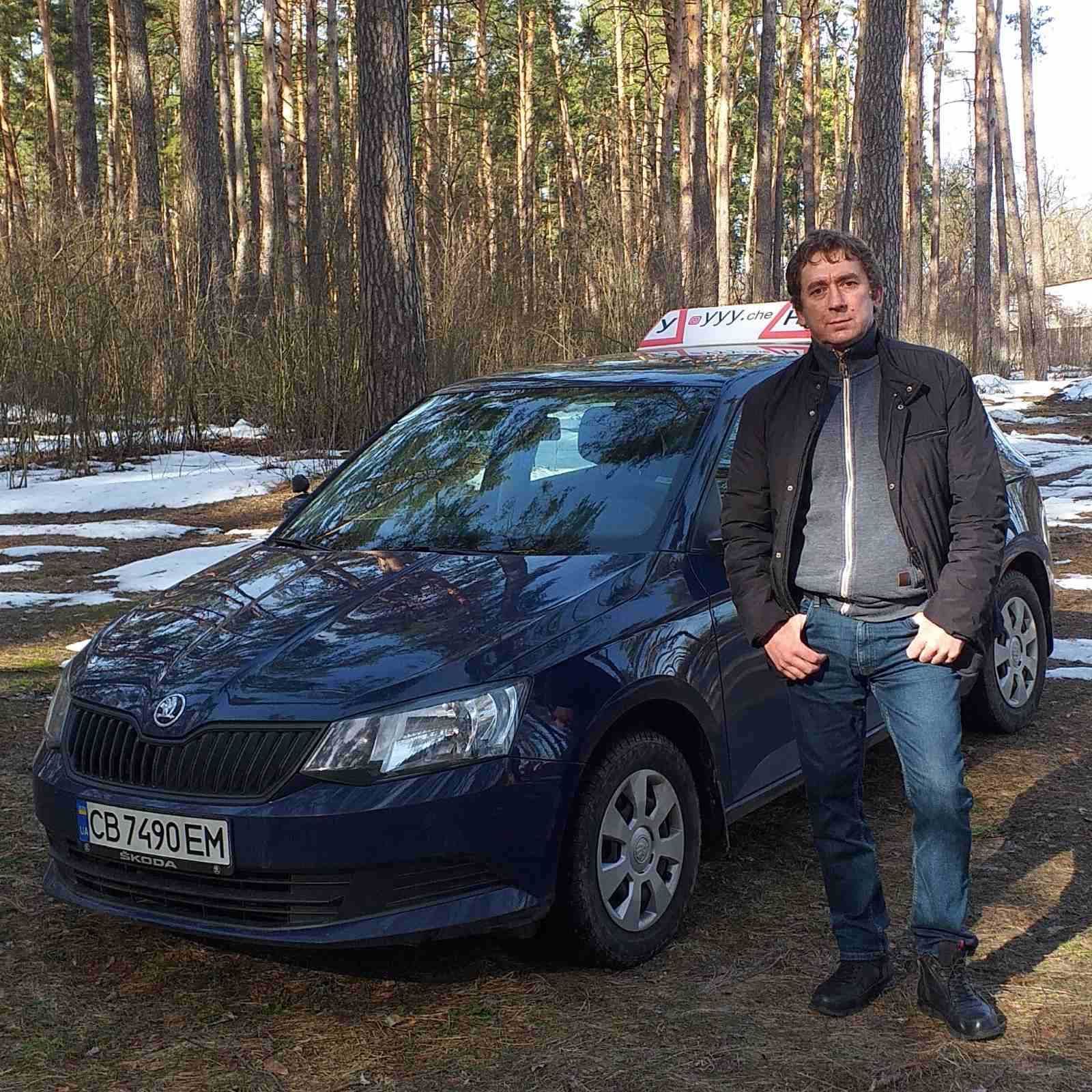 Інструктор з водіння.Автошкола Автоинструктор.Уроки вождения.