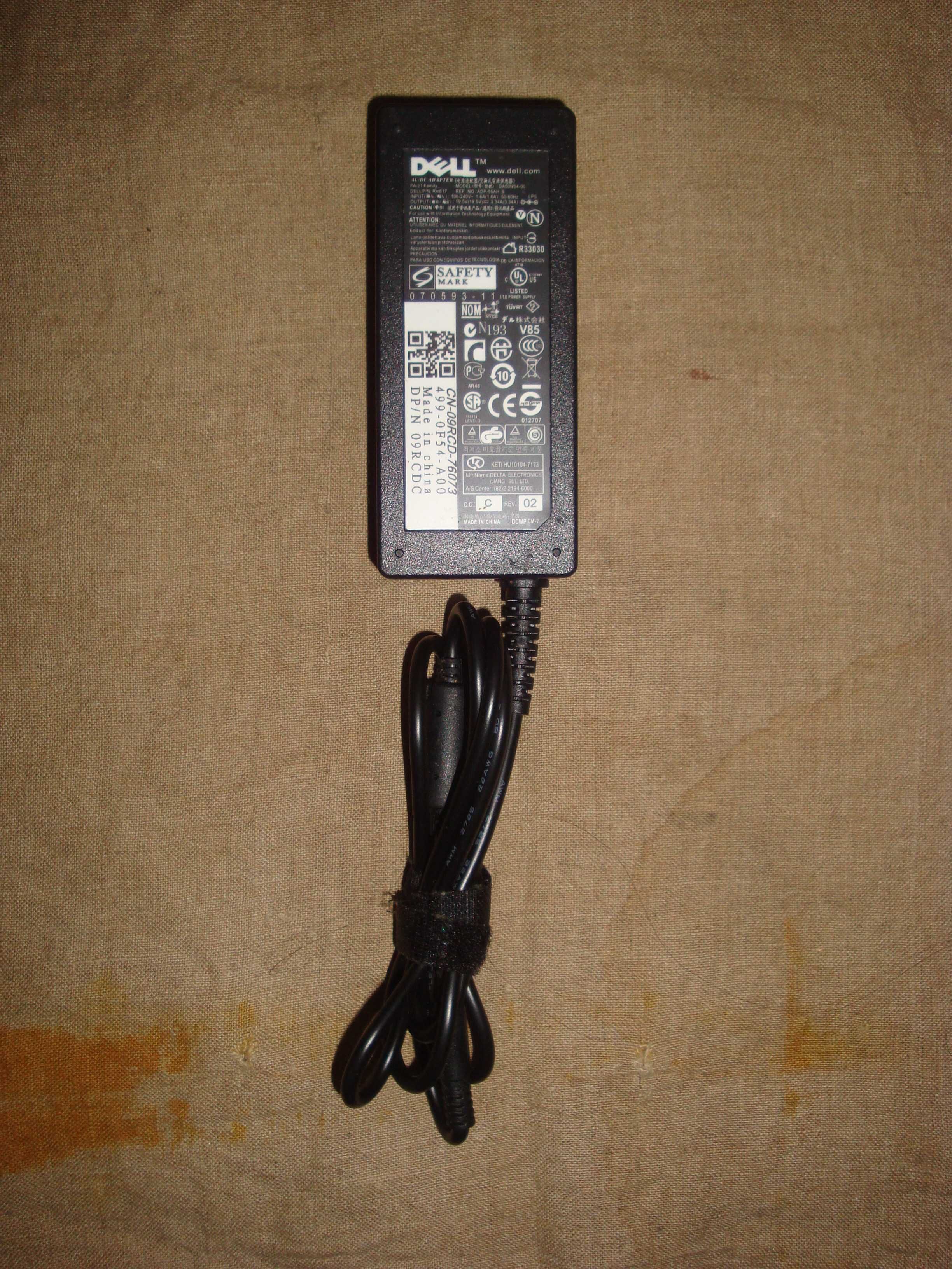 Продам Блок живлення «DELL». Модель: DA 50NS4-00 (±19.5V 3.34A)