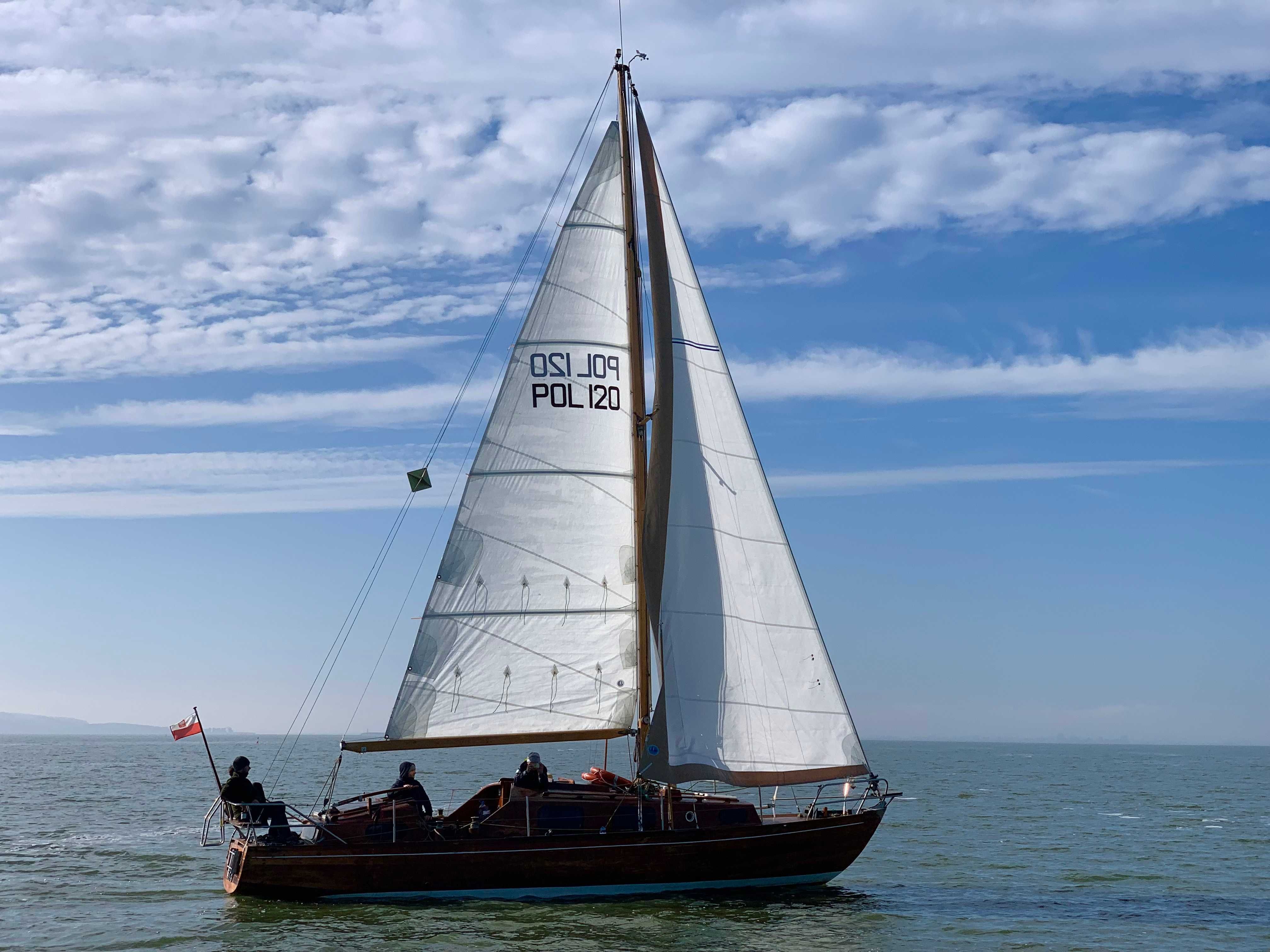 Jacht drewniany s/y Szafir 1967r.