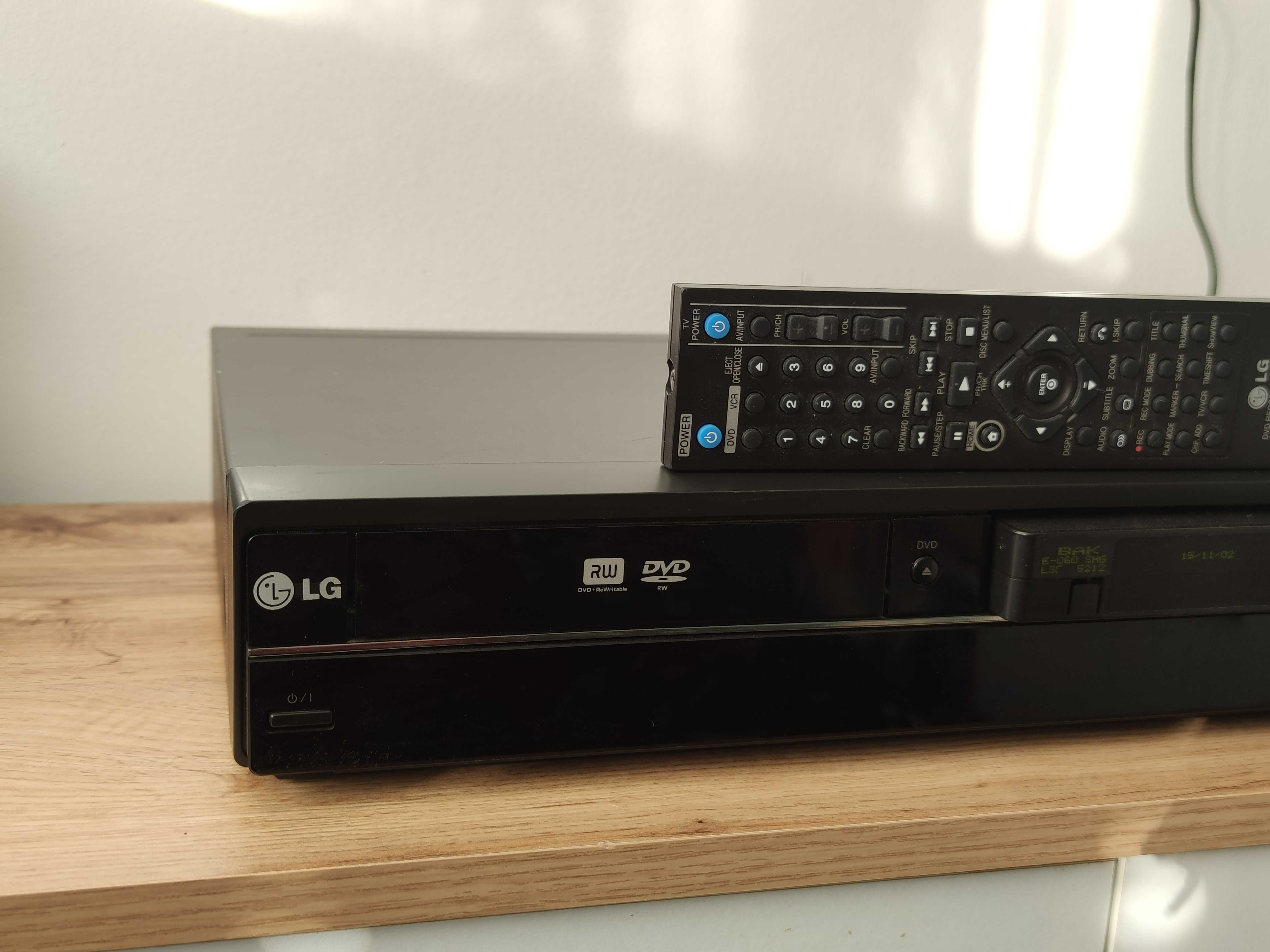 LG RC388 nagrywarka DVD/VHS combo HiFi + Pilot. Przegraj stare kasety