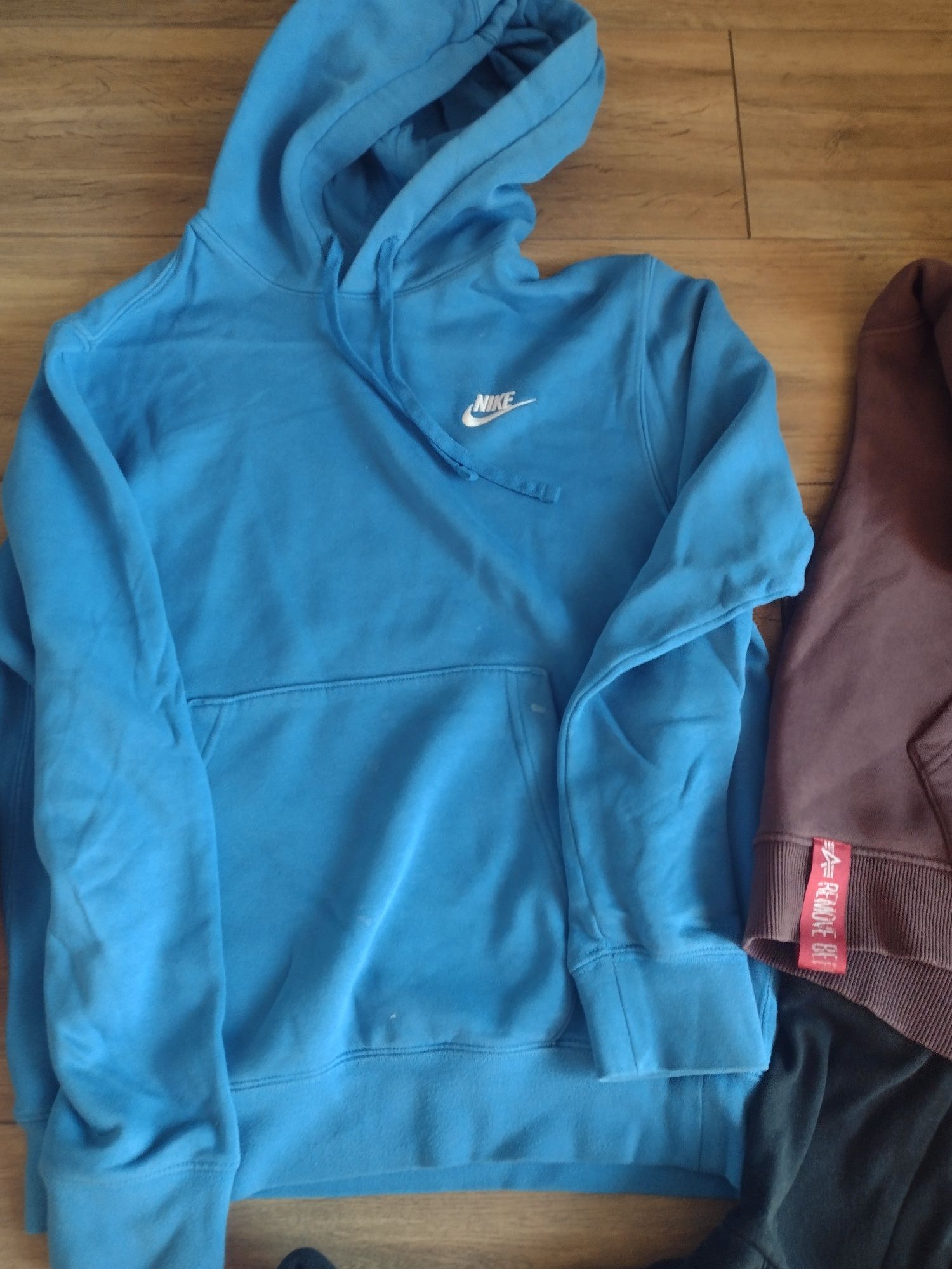 Bluzy Nike i inne