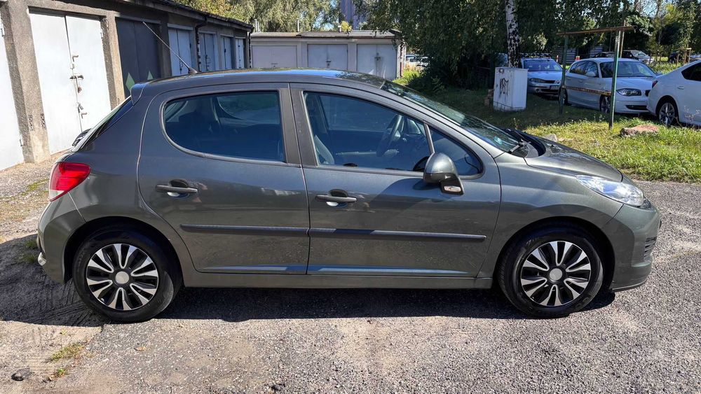 PEUGEOT 207, 2011 1.4 Benzyna