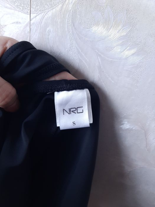 Жіночий купальник(суцільний)