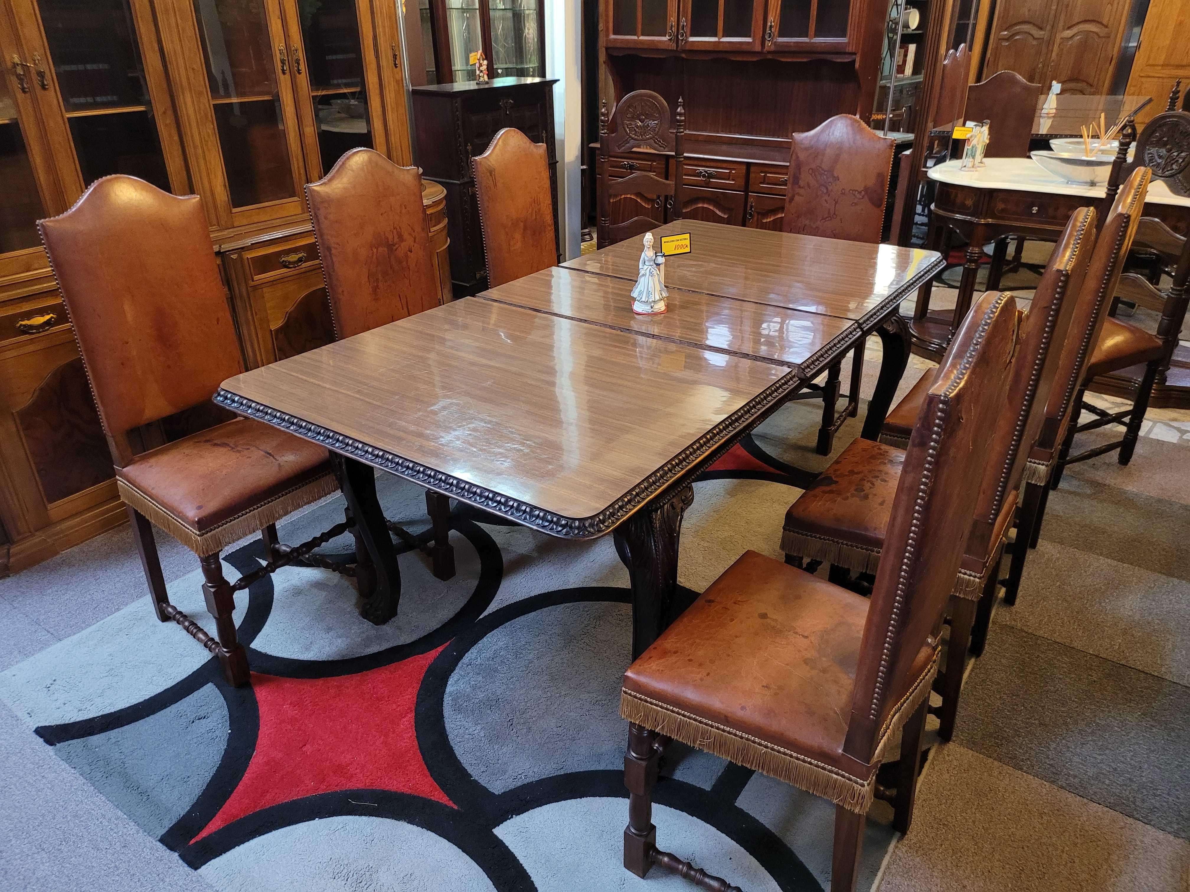 Cadeiras de sala antigas em madeira e couro - Bom estado geral - Valo