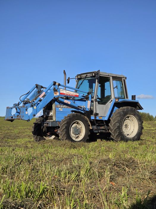 Ciągnik LANDINI 6880