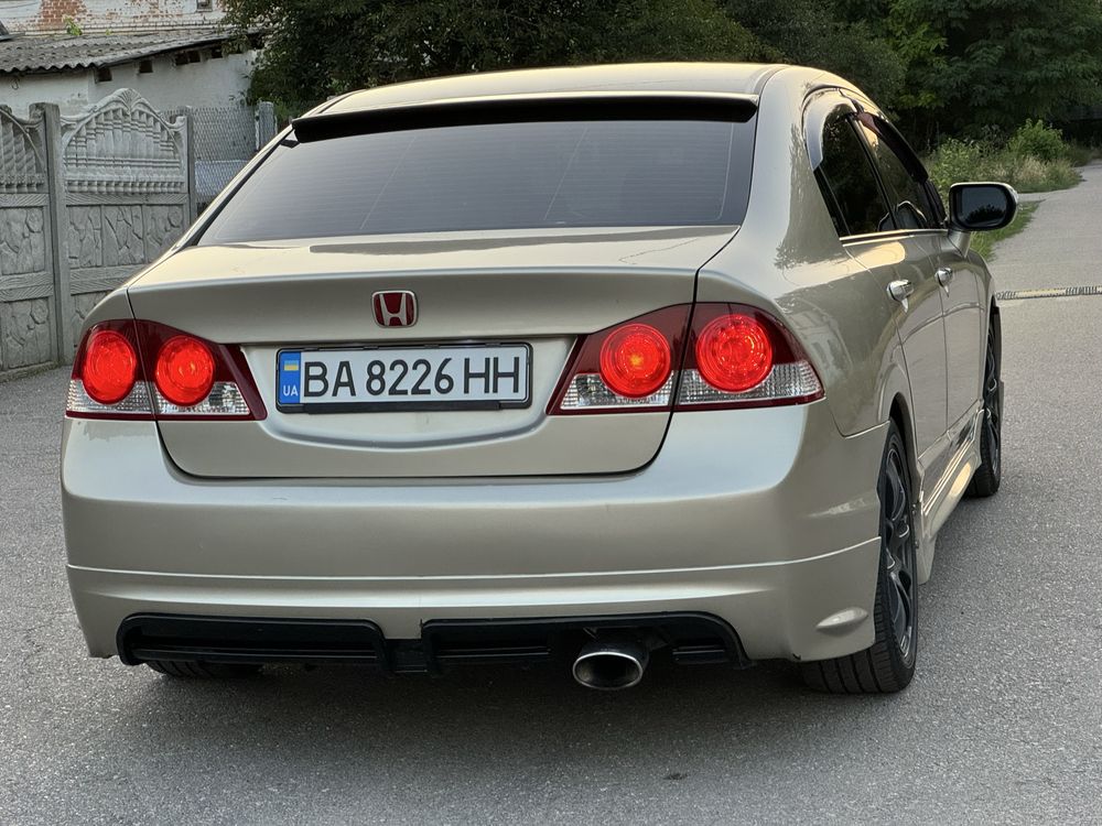 Продам Honda Civic 4d