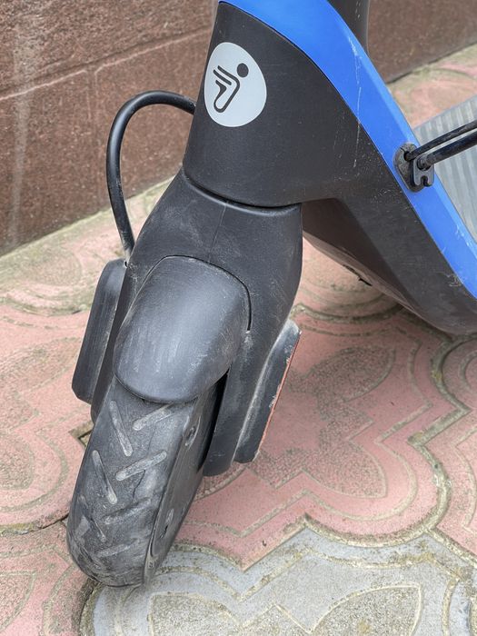 Електросамокат ninebot C2 Pro