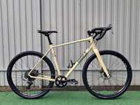 Pinnacle Arkose X Gravel Гравійний Велосипед Гідравліка Rival Novatec