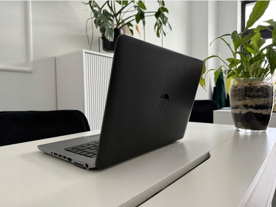 Laptop HP EliteBook 745 Procesor 4 Rdzenie 16GB RAM DyskSSD Windows 10