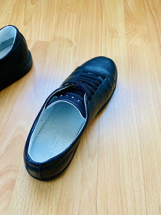 Шкіряне взуття 39 розмір