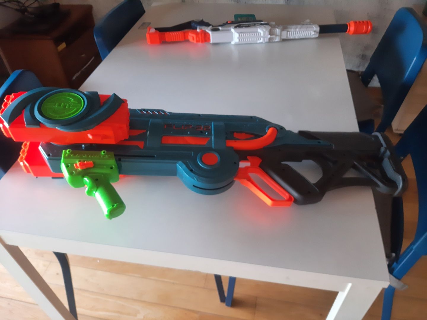 nerf elite 2.0 flipshots flip 32 blaster