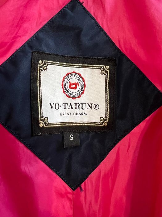 Пуховик жіночий Vo-Tarun розмір S 42. Натуральне хутро.