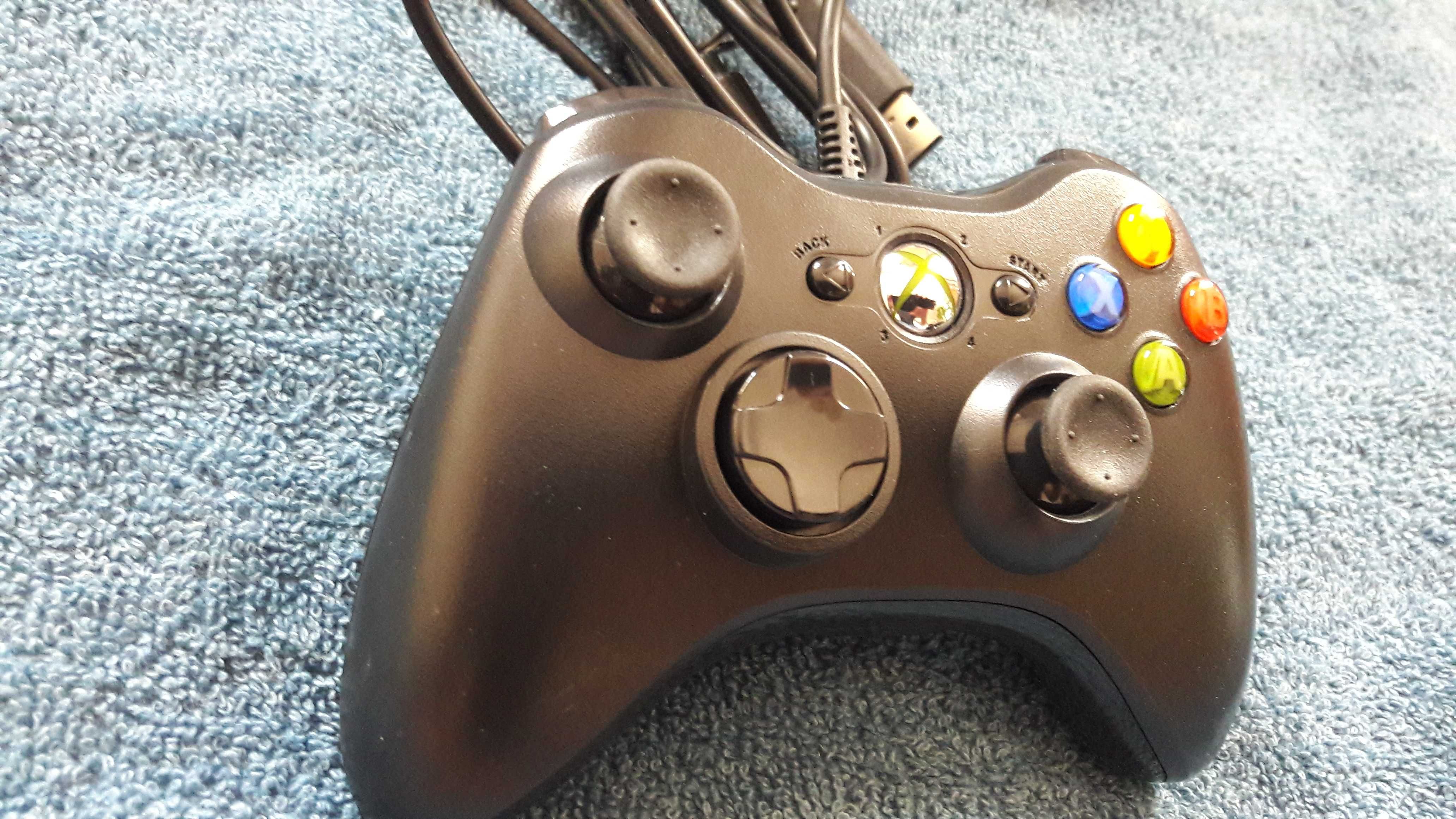 Геймпад на Xbox 360 черный
