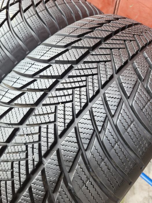 235/50/19 R19 Bridgestone Blizzak LM001 4шт ціна за 1шт шини