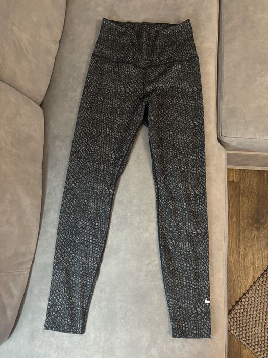 Лосины Nike оригинал, р.S состояние новых