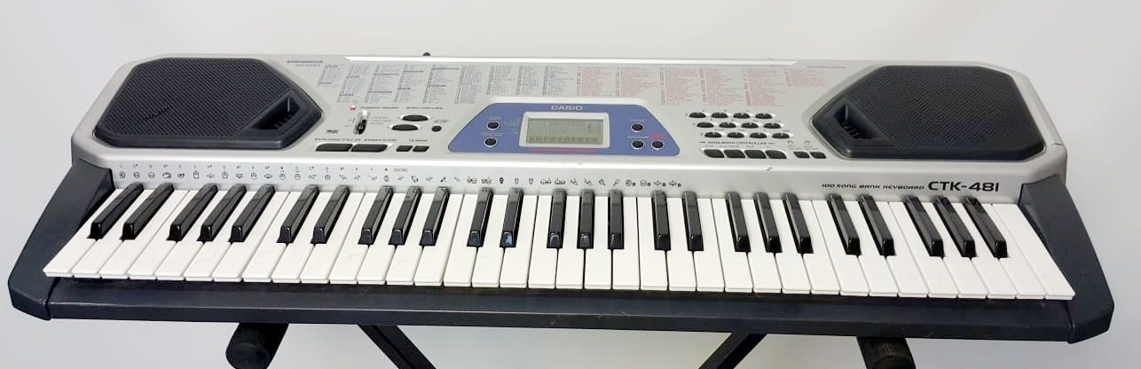 Keyboard Casio do nauki,  z dużym wyświetlaczem,  MIDI
