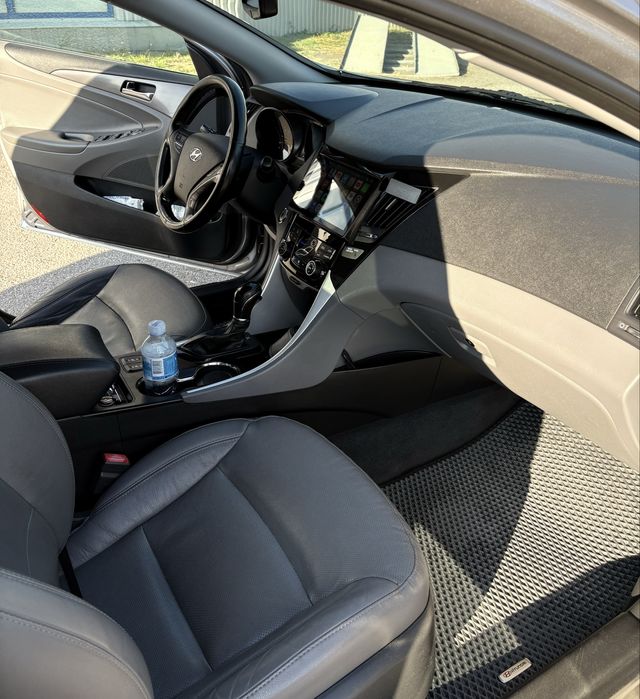 Hyundai sonata YF 2013 2.4 гібрид