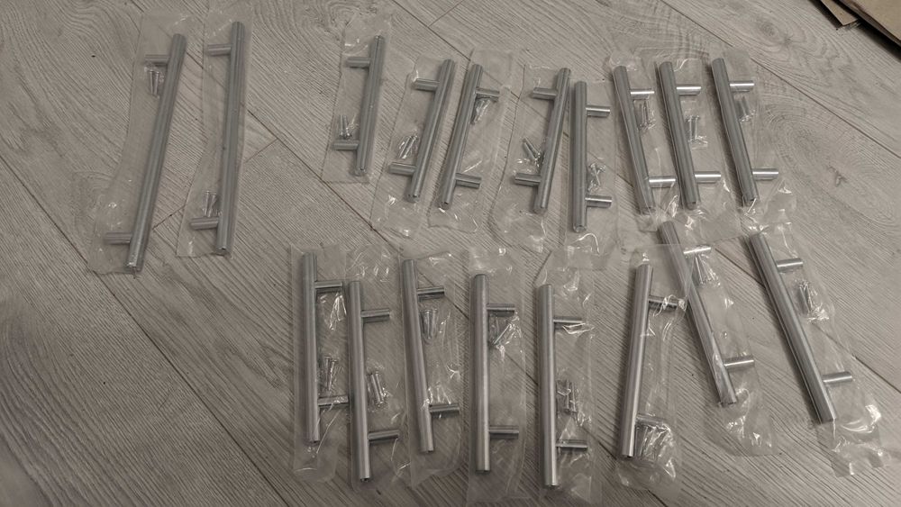 Ручки для кухни фасадные металические