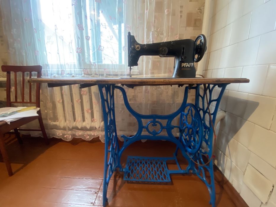 Швейная машинка антиквариат Pfaff