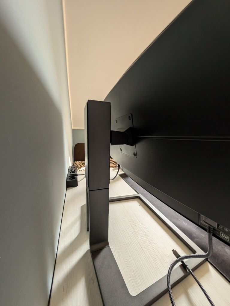 OKAZJA Monitor 32:9 PHILIPS Brilliance 498P9 48.8" 5120x1440px Curved