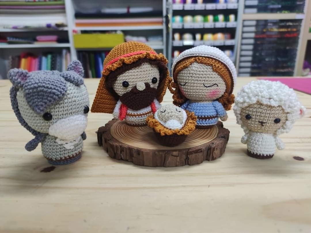 Amigurumis (bonecos de crochê)