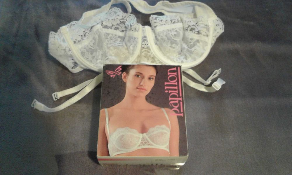 Бюстгальтер Германия