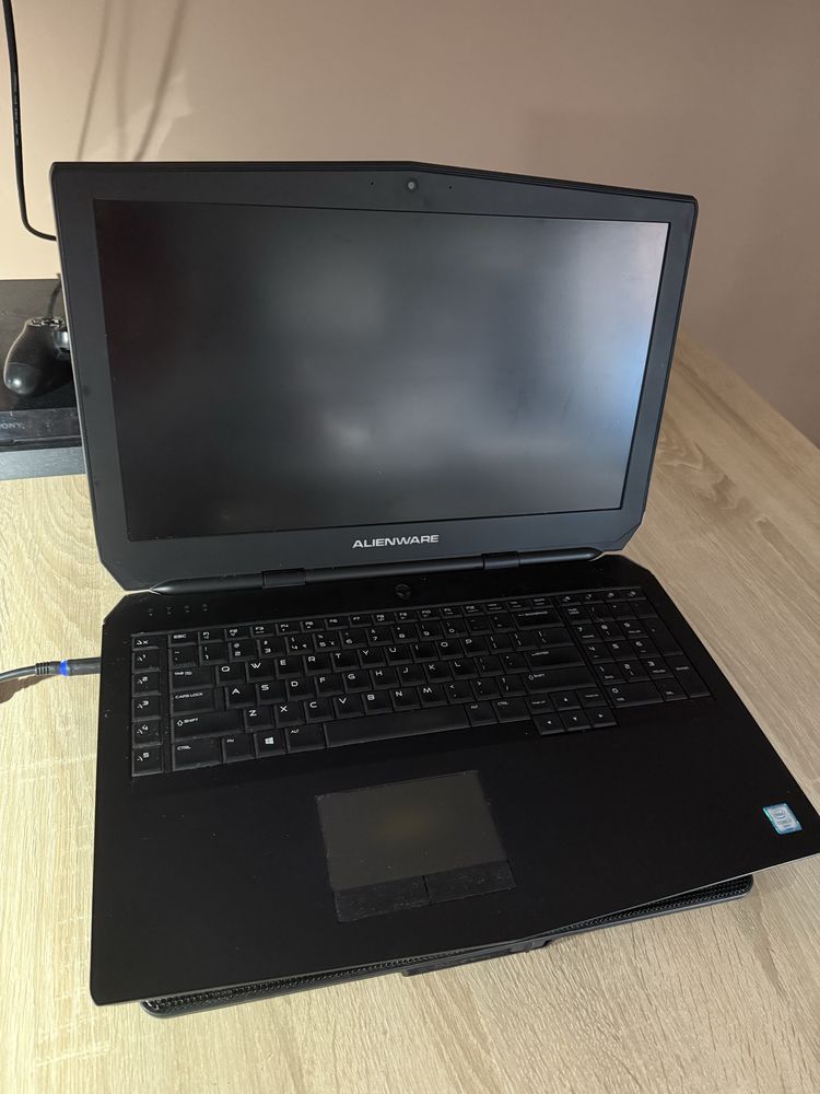 Dell Alienware M17 R3 – Laptop Gamingowy