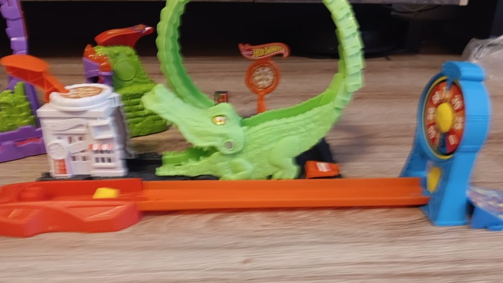 Tory do resoraków Hot Wheels i nie tylko