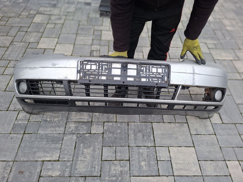 Audi a4 b5 lift fl 99-01 zderzak przód przedni srebrny ly7w
