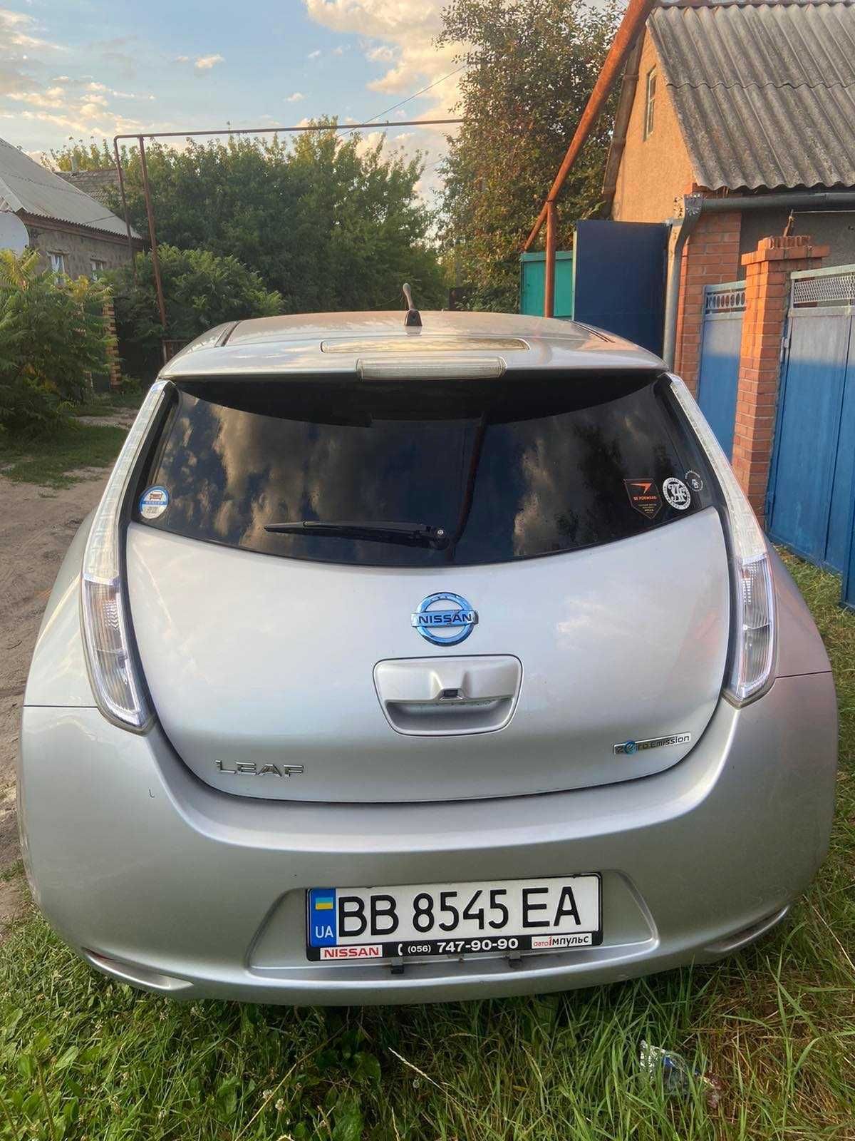 Nissan Leaf 2011