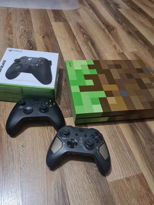 XBOX ONE S Minecraft Edition 1TB