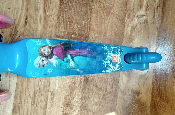 Hulajnoga trójkołowa Mondo Frozen twist & roll