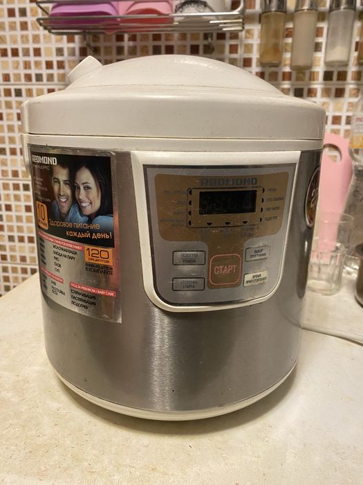 Мультиварка Redmond RMC M30