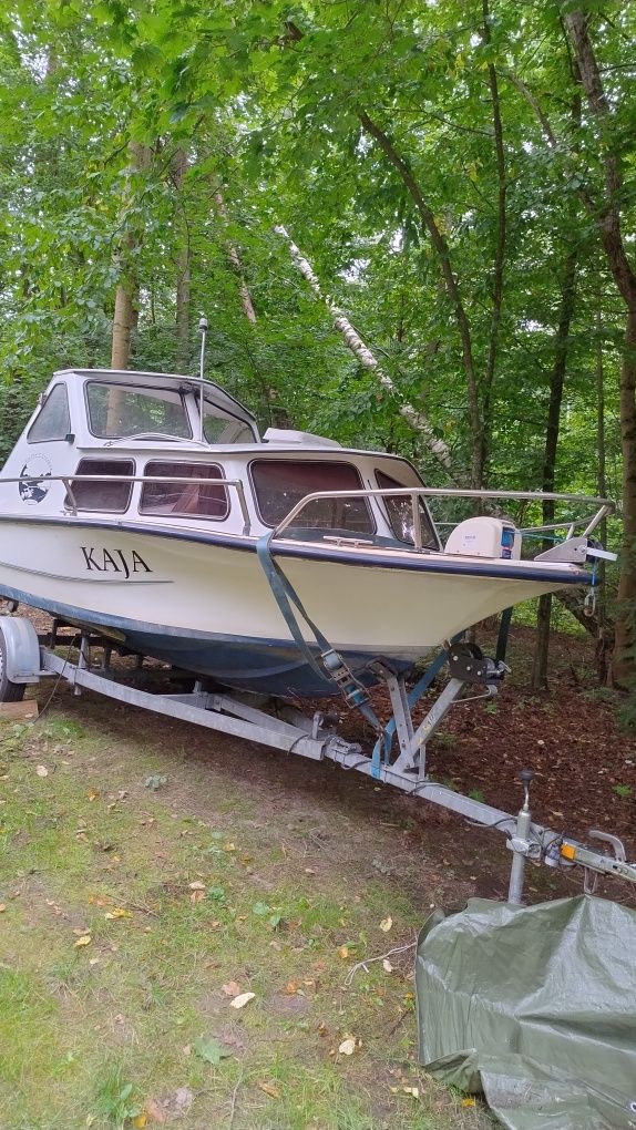 Fisherman 550 + Mercury 50 KM + kotwica elektryczna i