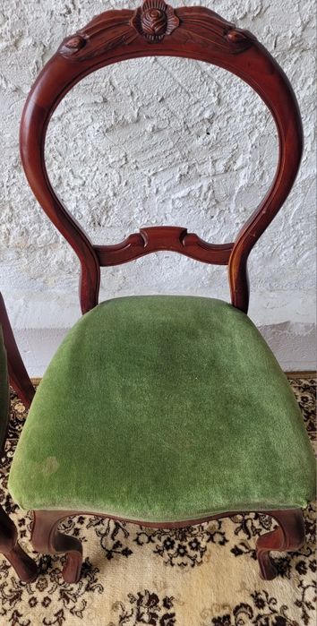 Para krzeseł medaliony antyk