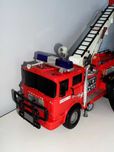 Camião de Bombeiros de Brinquedo com Controle Remoto